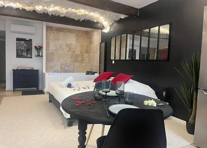 Romantique - Jacuzzi Et Sauna Intimes Villa